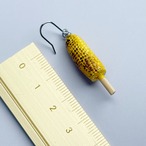 【片耳販売】香ばしさにときめく夏の風物詩｜焼きとうもろこしのピアス イヤリング イヤーカフ ネックレス チャーム　