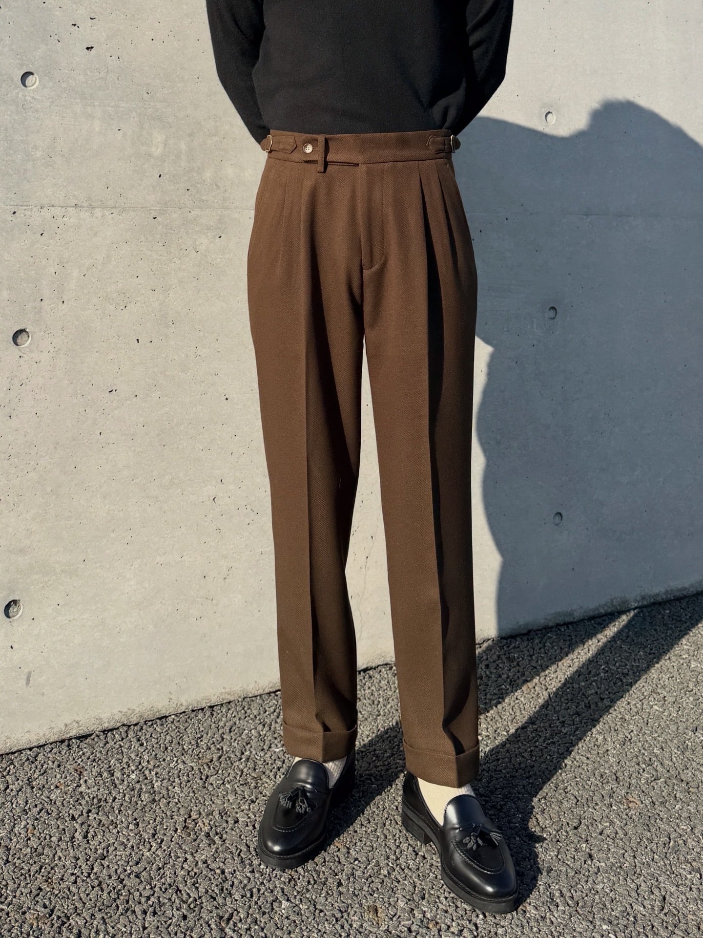 じみずwide range ワイドレンジ ベルトレススラックス【光沢あり】 じみずwide range ワイドレンジ ベルトレススラックス【光沢あり