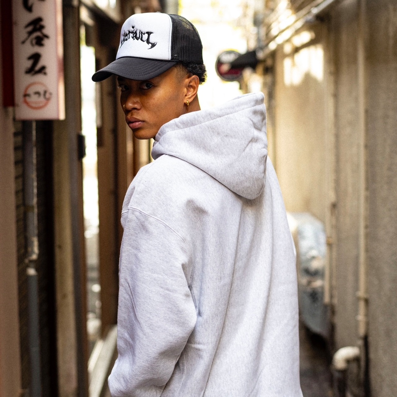 FIRE HEART LOGO HEAVYWIGHT HOODIE