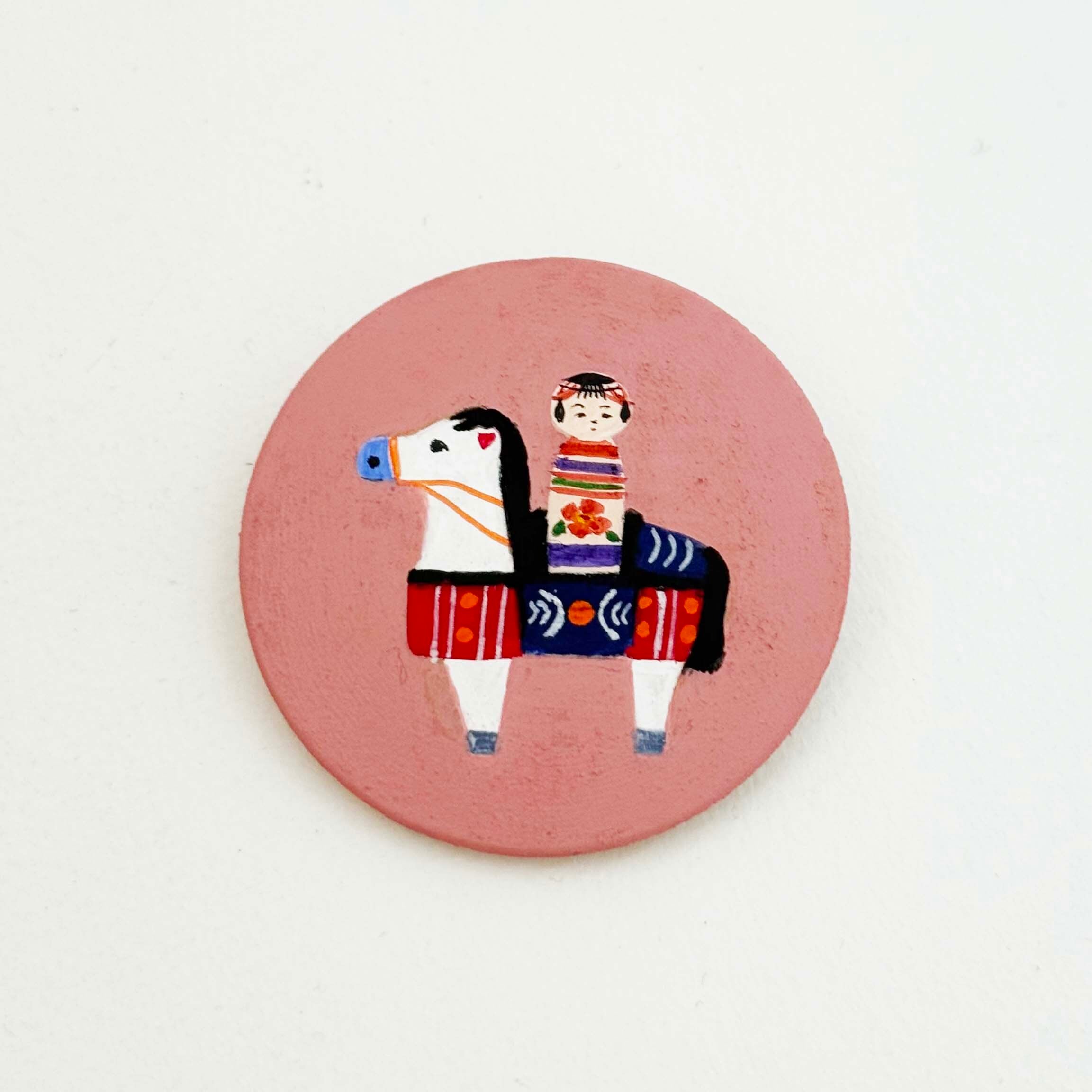 干支 午娘バッヂ（笹原綾工人）