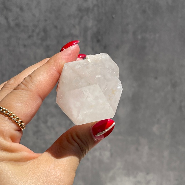 セプター形状【マダガスカル産 クォーツ】② 水晶（石英）鉱物 天然石 パワーストーン　　