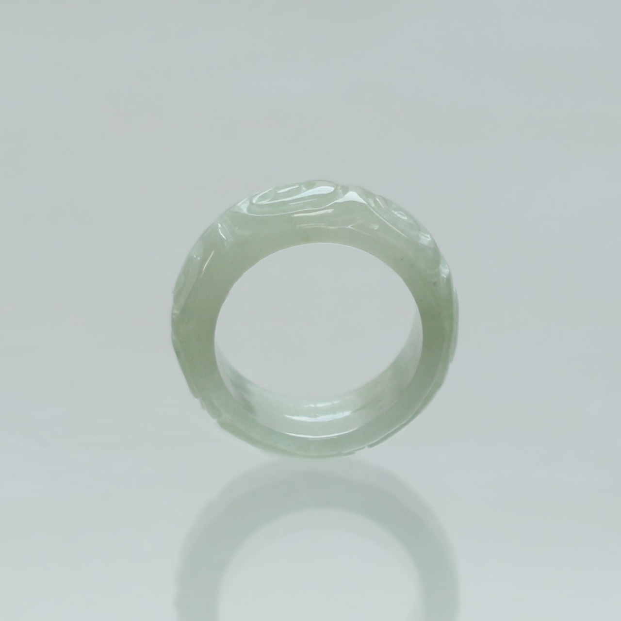 【13号】 Carving NyoYi  翡翠くり抜き甲丸リング A貨翡翠 jd_rg2511