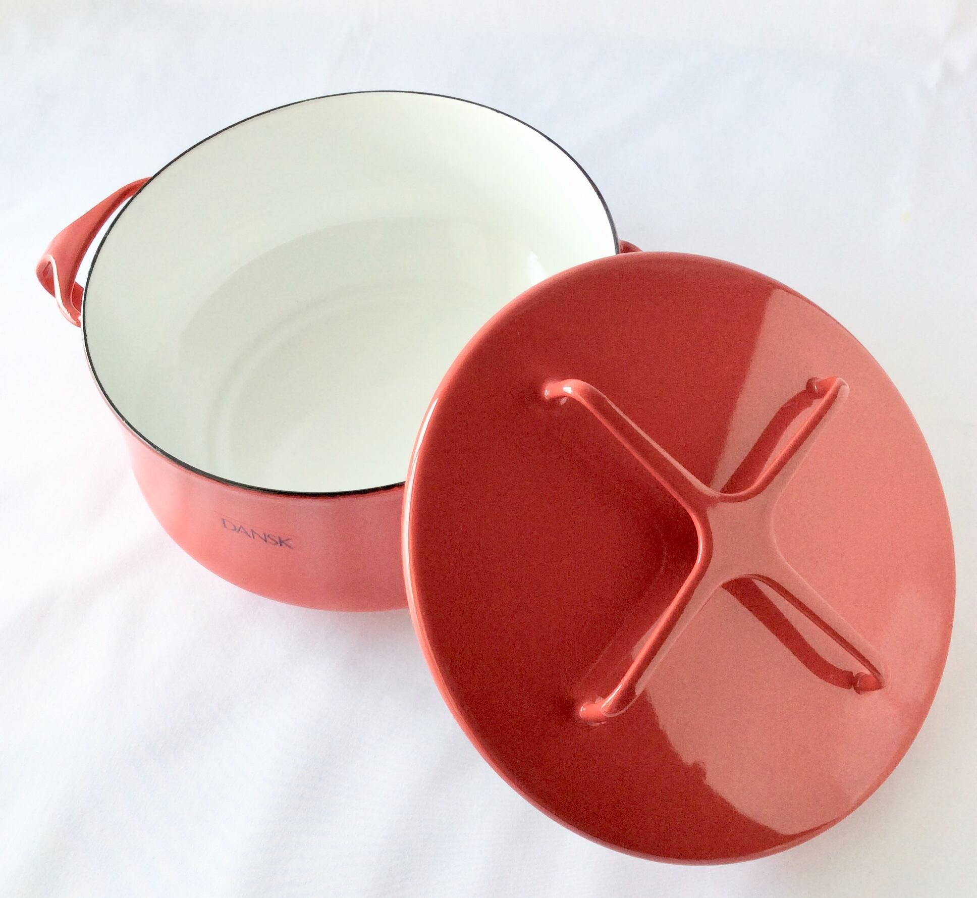DANSK(ダンスク)コベンスタイル 両手鍋18cm レッド | Umweg DANSK(ダンスク)コベンスタイル 両手鍋18cm レッド | Umweg