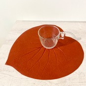 ラテックスマット　リーフ　レッド　M（３）