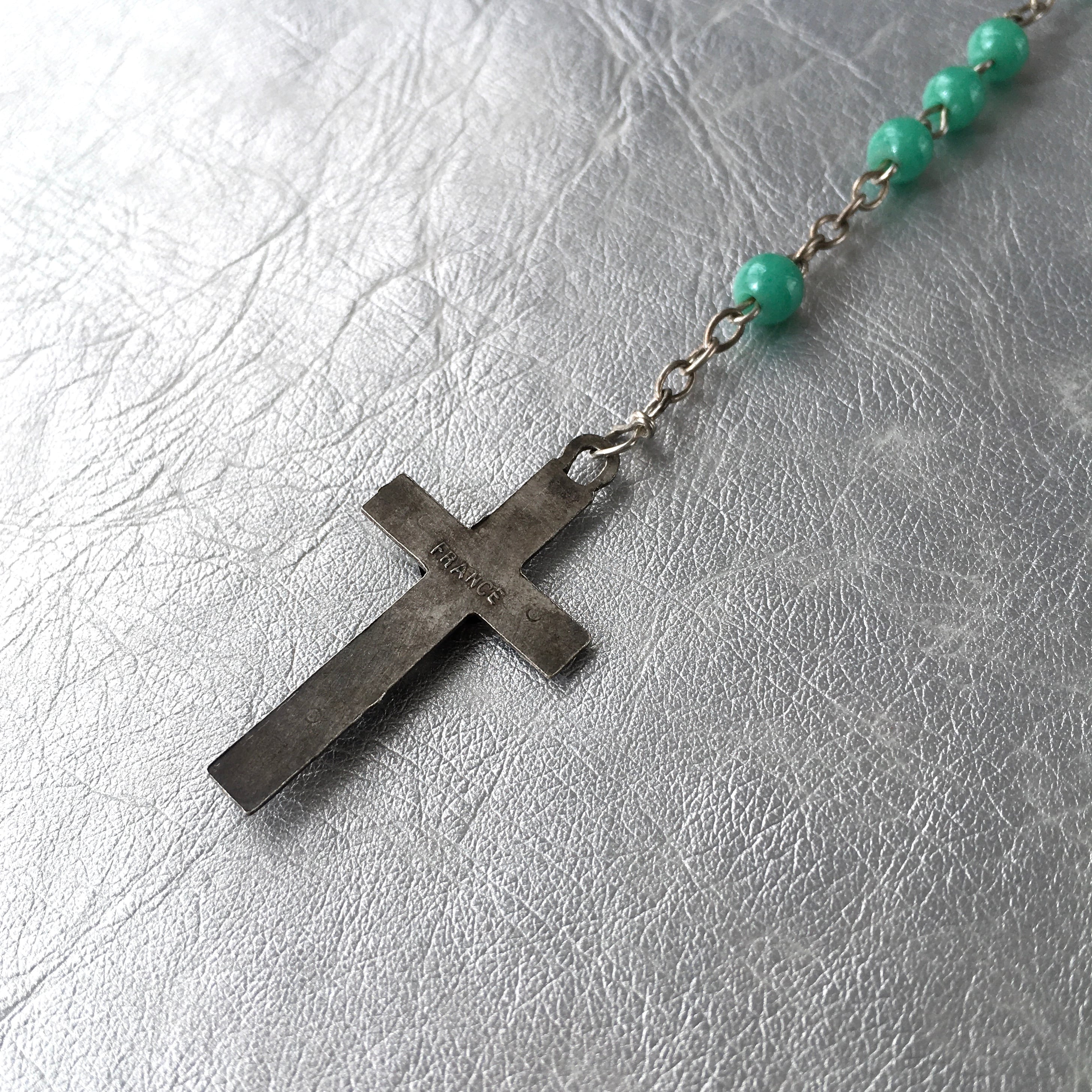 Antique 1900's FRANCE green glass Christ Maria cross rosario necklace フランス  アンティーク グリーン ガラス キリスト 聖母マリア クロス ロザリオ ネックレス (デッドストック)