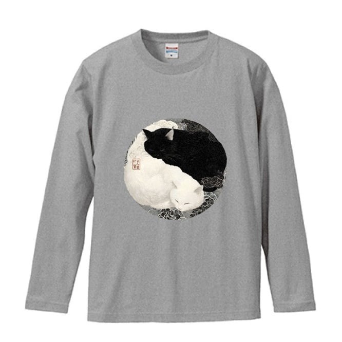 「陰陽の眠り ― 黒白猫図」  長袖Tシャツ リブなし/ "The Sleep of Yin and Yang - Black and White Cat Illustration" Long-Sleeve T-Shirt (No Ribbing)