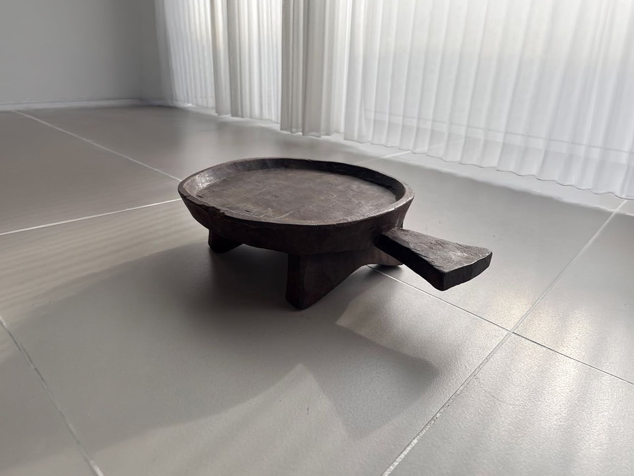 アフリカ 家具 テーブル エチオピア ローテーブル 持ち手付き |アフリカ インテリア |Vintage Ethiopia Coffee Table