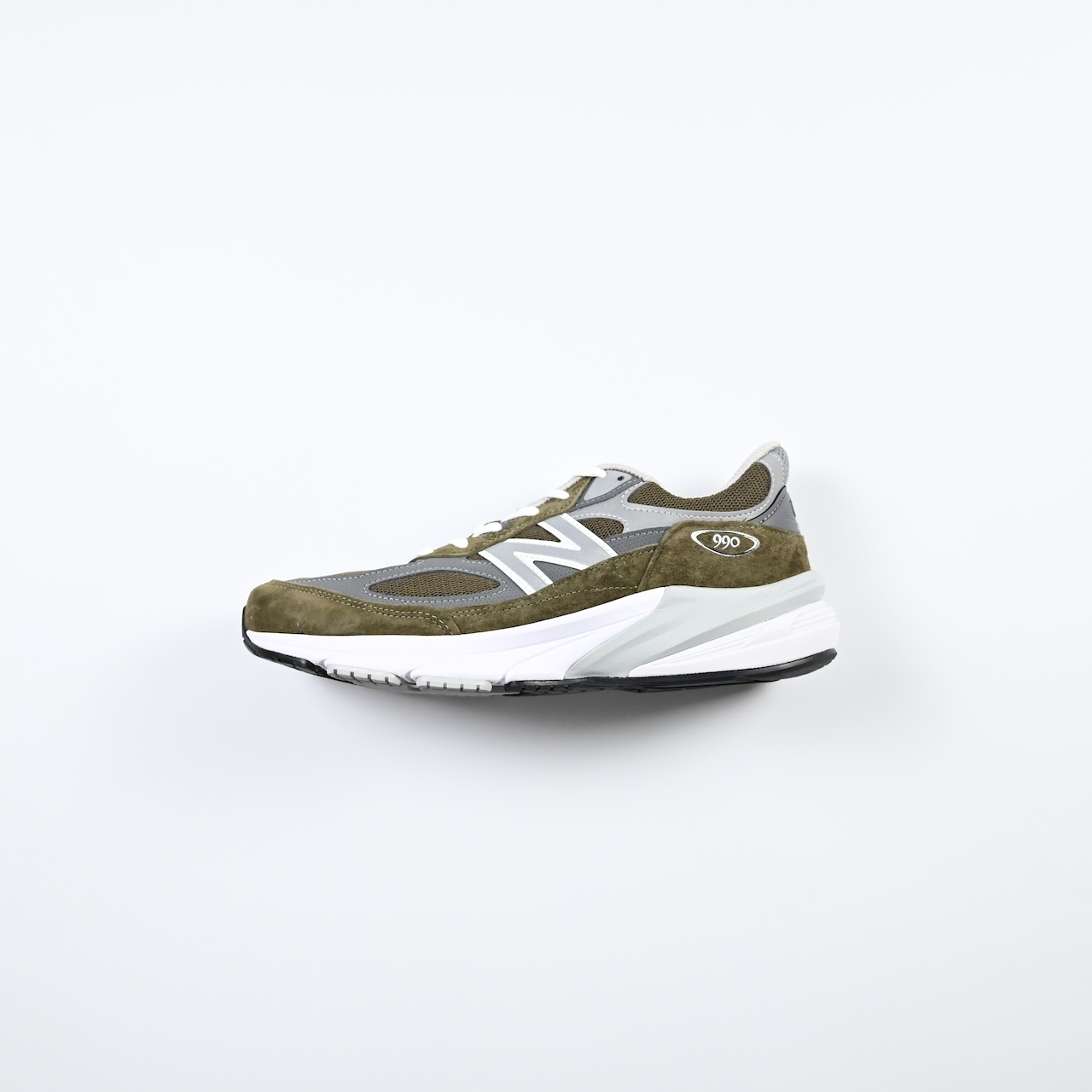 New Balance Made in USA 990 V6
