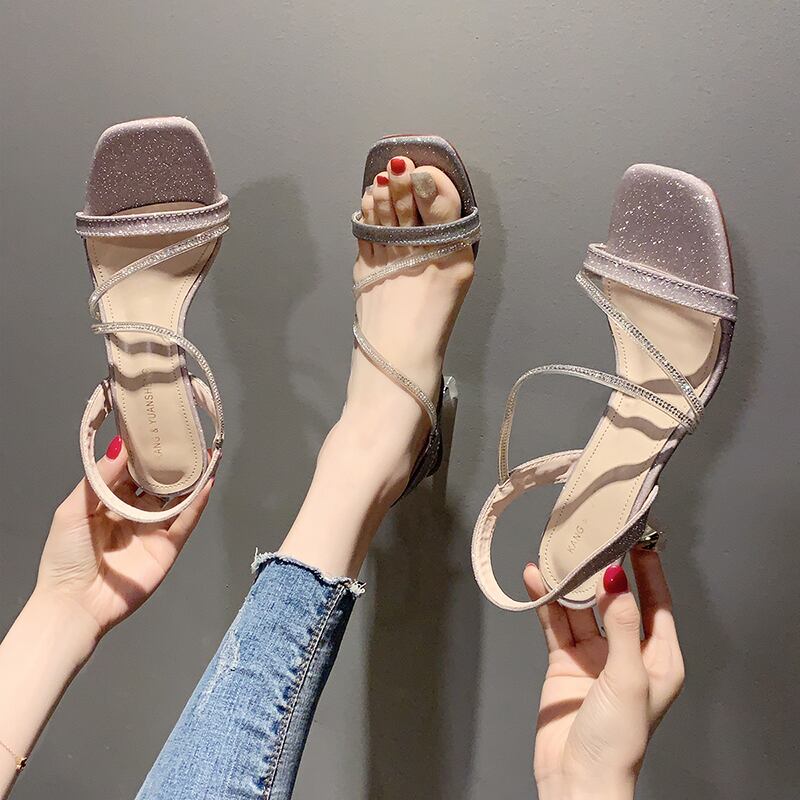 妖精の風のハイヒールの女性と純赤のラインストーンの野生の罰金のサンダルの女性のインズタイド2020夏の新バージョン 部族の婦人靴6838885