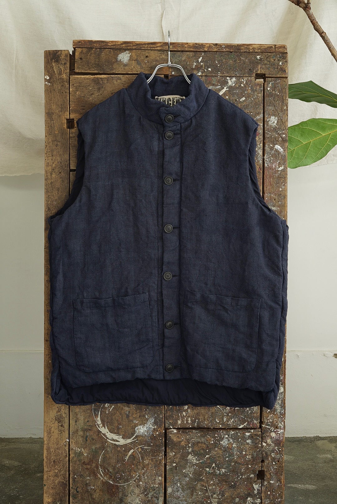 VINCENT JALBERT - QUILTED STAND VEST, VINTAGE FRENCH LINEN (NAVY)