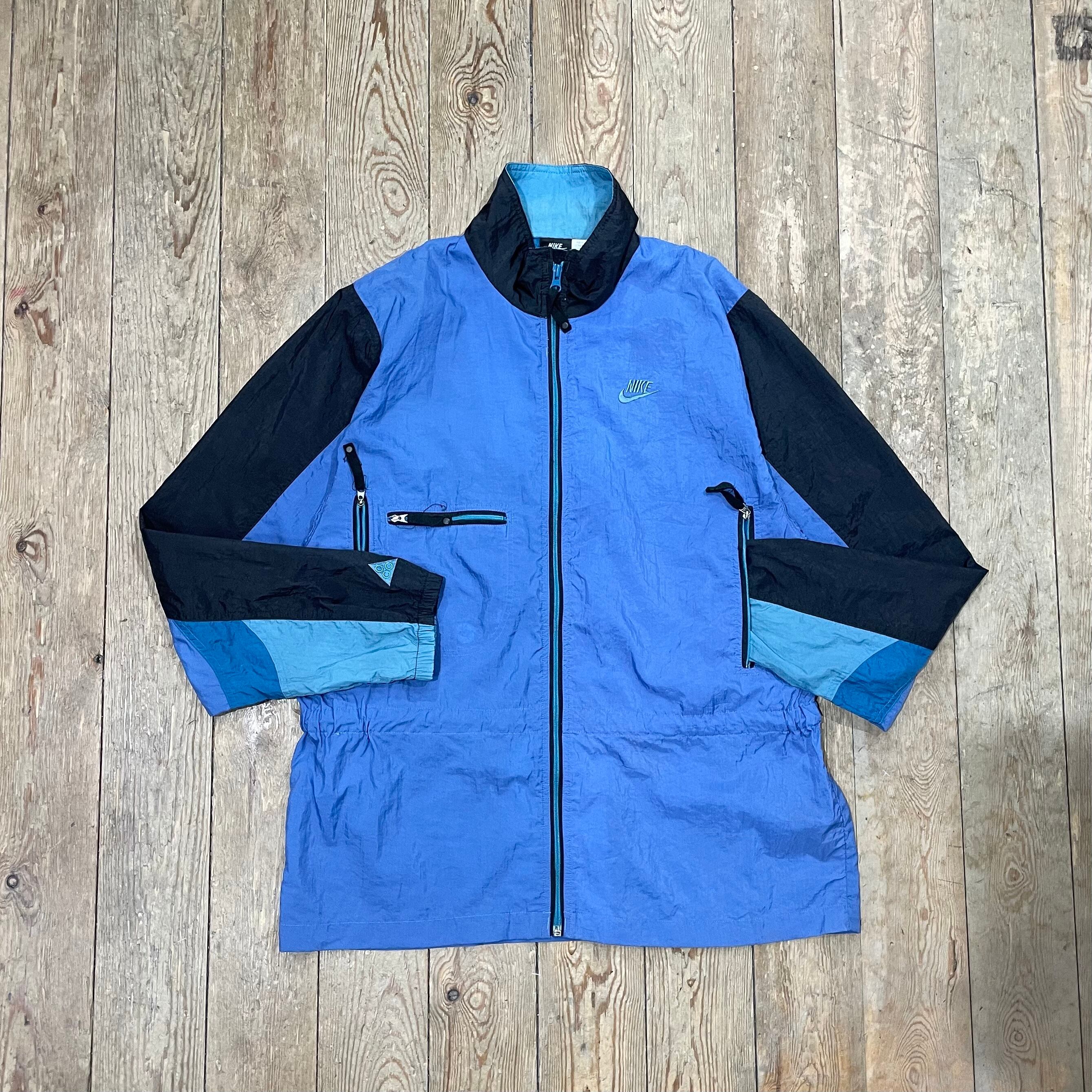 ナイキ　acg ジャケット　Lサイズ