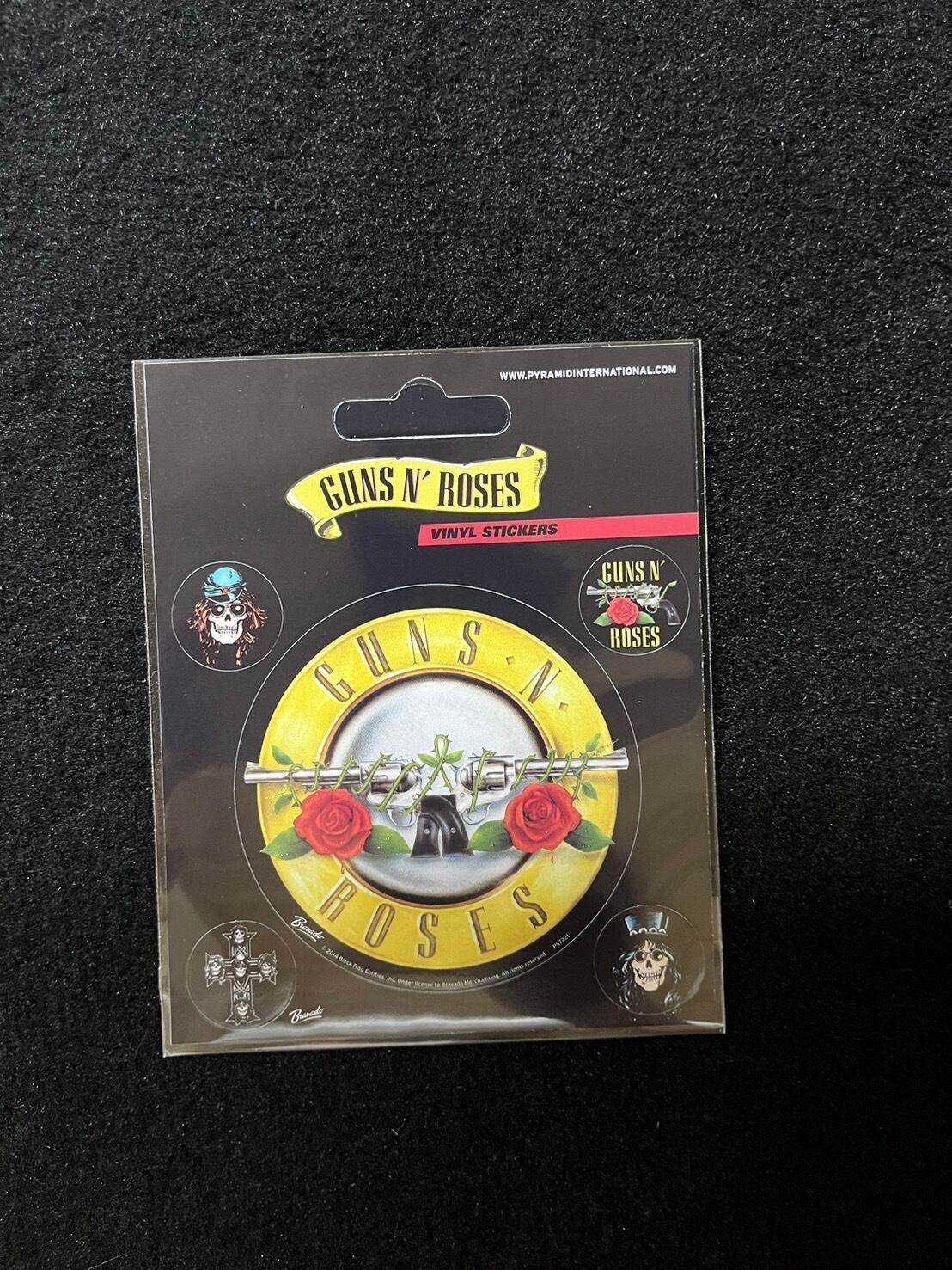 ガンズ・アンド・ローゼズ Guns N' Roses ステッカー