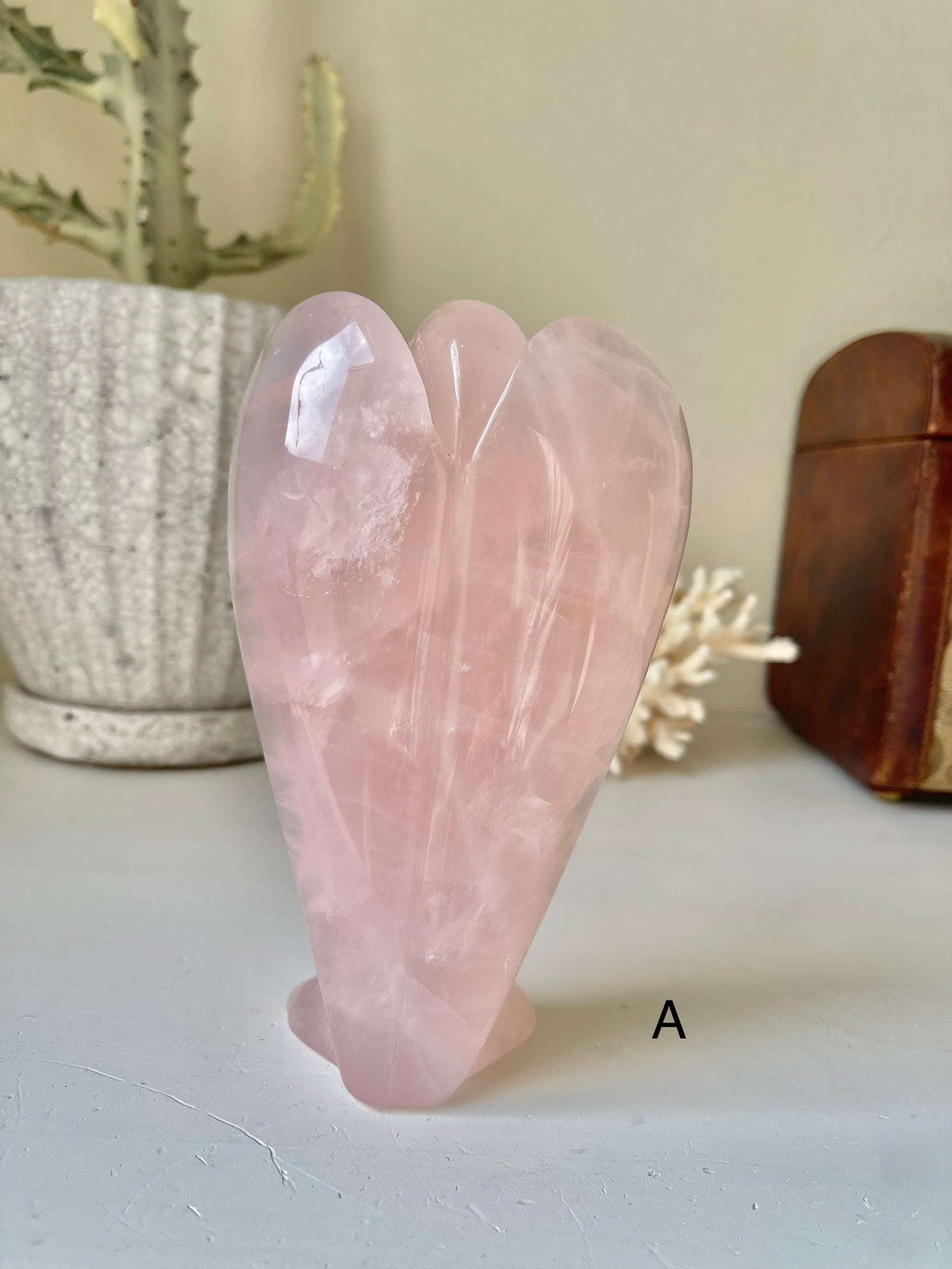 ローズクォーツ天使 / Rose quartz angel