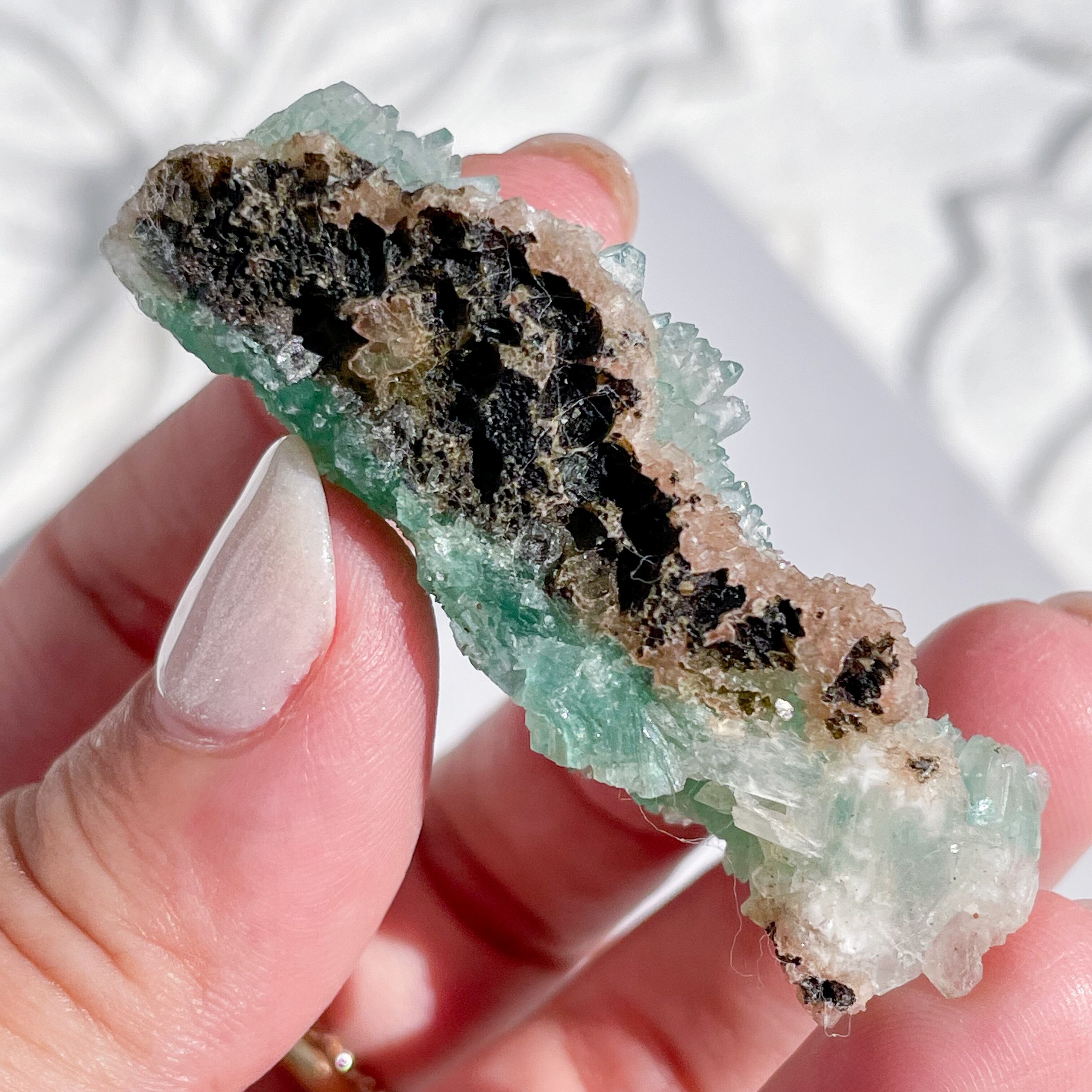 Flower Green Apophyllite 20 ✧ フラワーグリーン