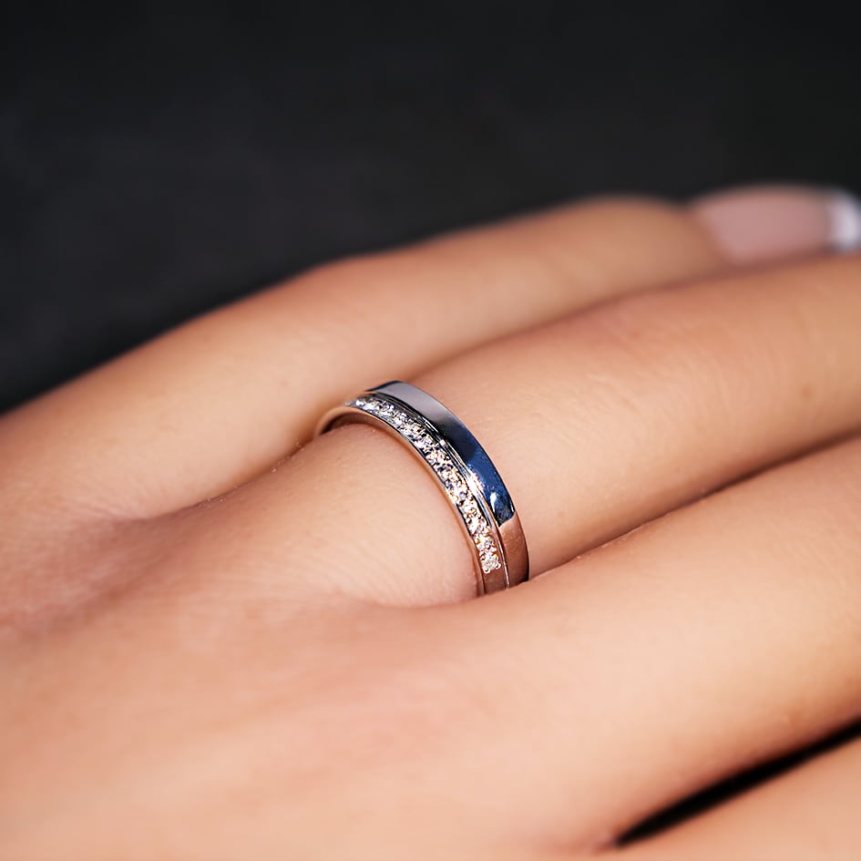 【18金 プラチナ マリッジリング 結婚指輪】K18 Pt950 天然ダイヤモンド 結婚指輪  マリッジリング ペアリング シリーズ030