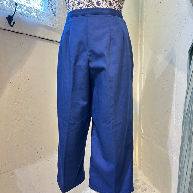 60’s "white stag" blue capri pants