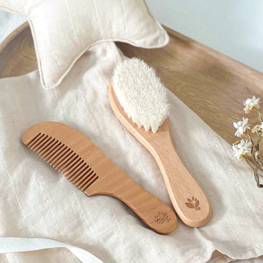 green sprouts ベビーブラシ＆コーム Baby Brush & Comb グリーン