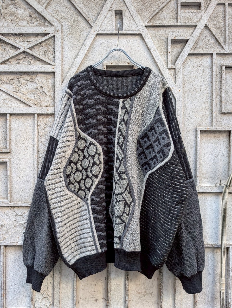 "ALL-OVER PATTERN KNIT"