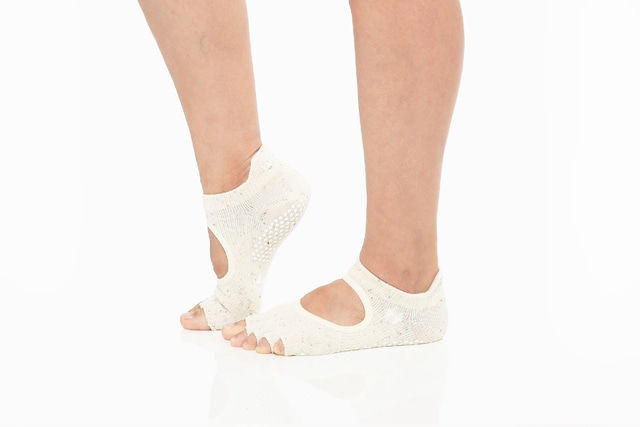 アースホワイトオープントー