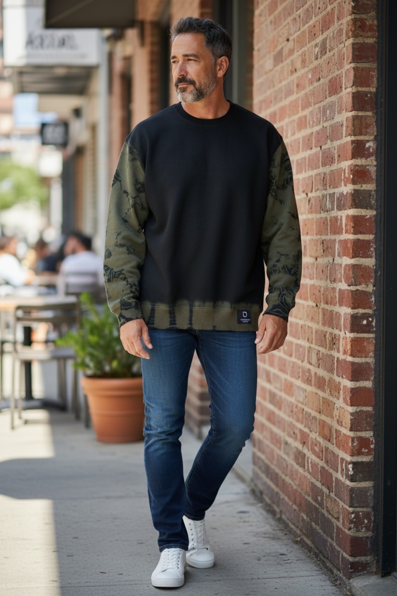 【数量限定販売】黒染めタイダイ裏起毛トレーナー 夜のざわめき