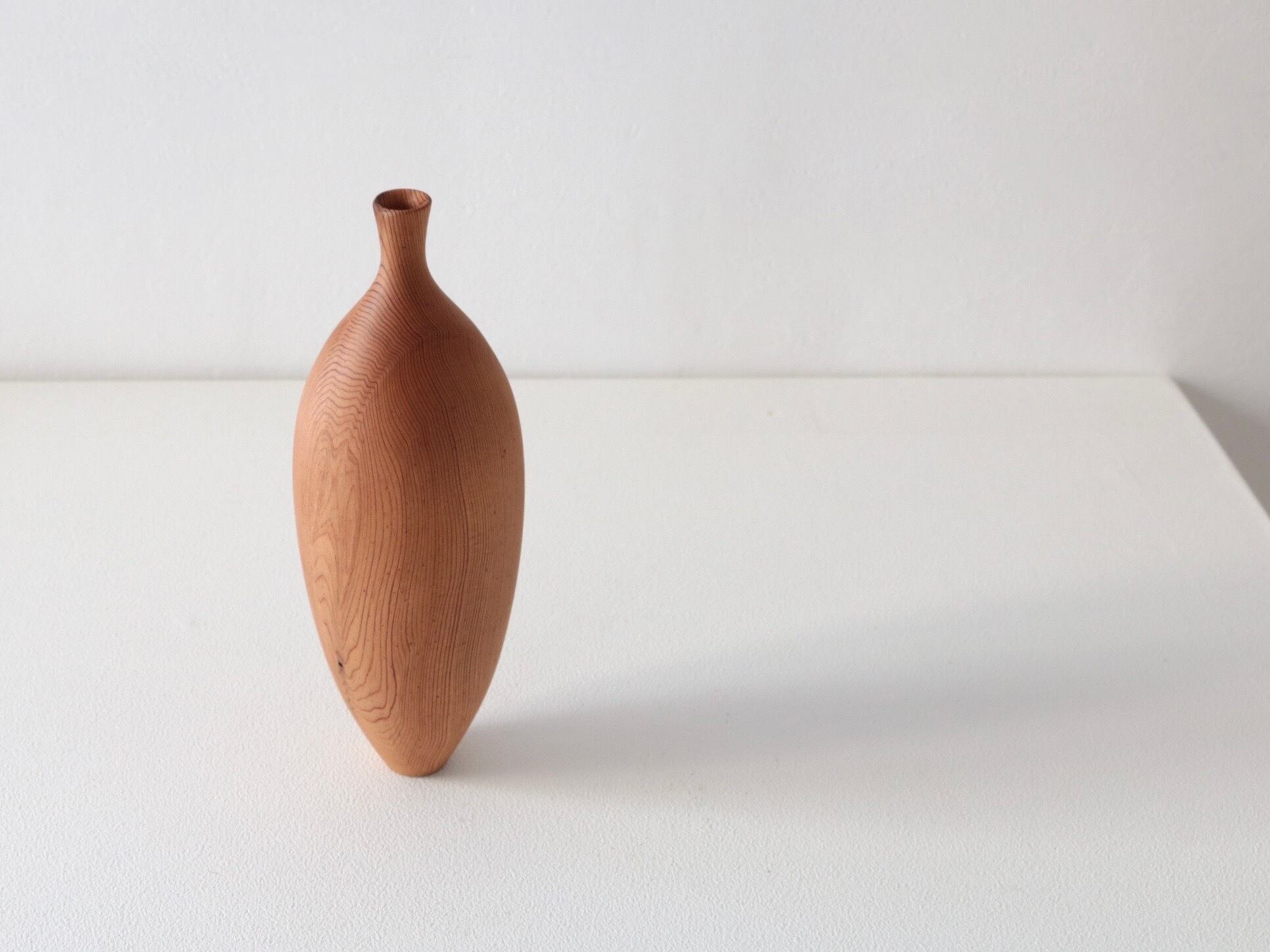 市川岳人 ウォールナット 一輪挿し