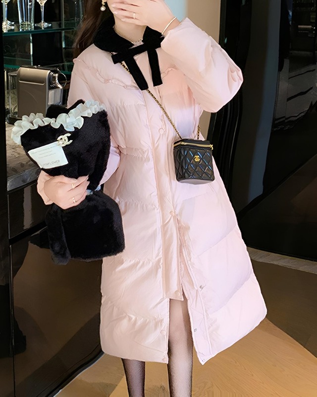 ブラックリボンピンクダウンコート　24W12052