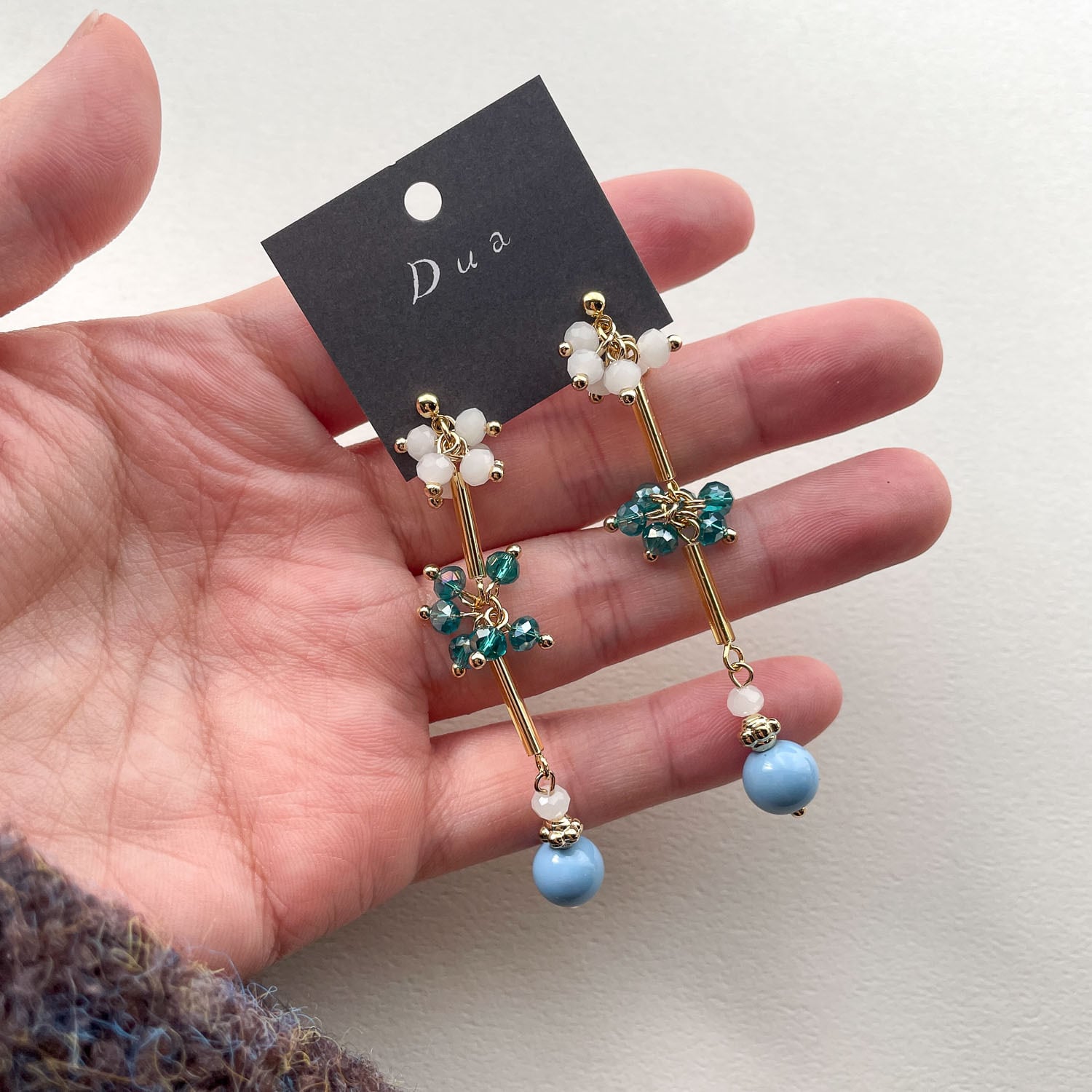 竹ビーズとじゃらじゃら3連ビーズの〈ピアス/イヤリング〉 | Dua