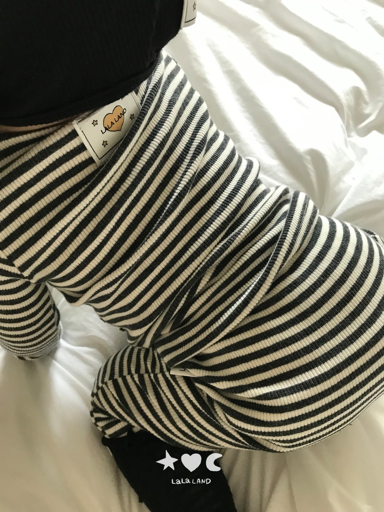 韓国子供服 / LALALAND / 26Autumn / ベベ ストライプ もちもちTシャツ / 秋服 / ベビー *6M~18M*