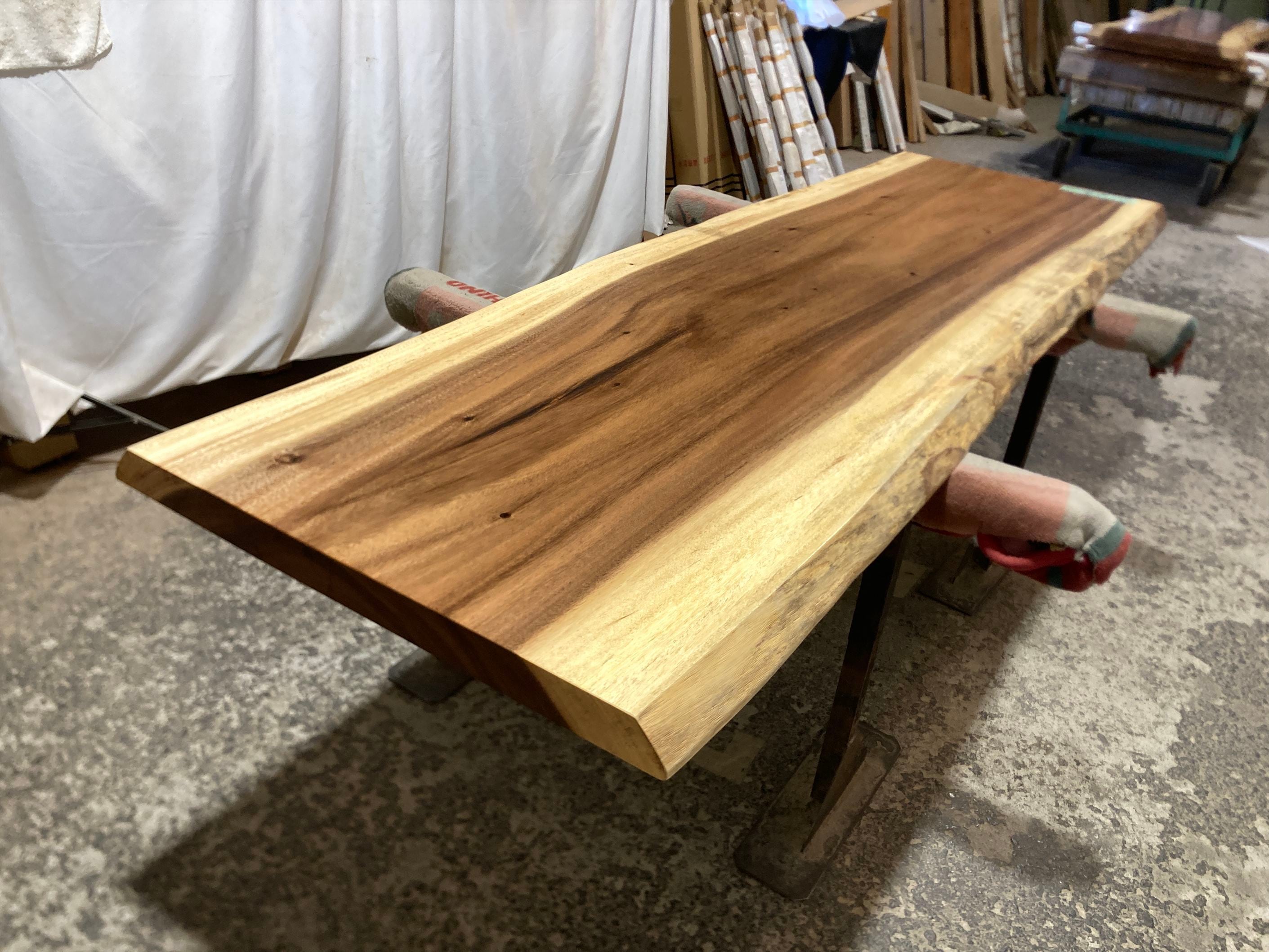 モンキーポッド9262 一枚板無垢 乾燥材 2340x660-660x52mm 天板のみ