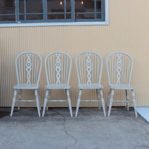 White Paint Winther Chair