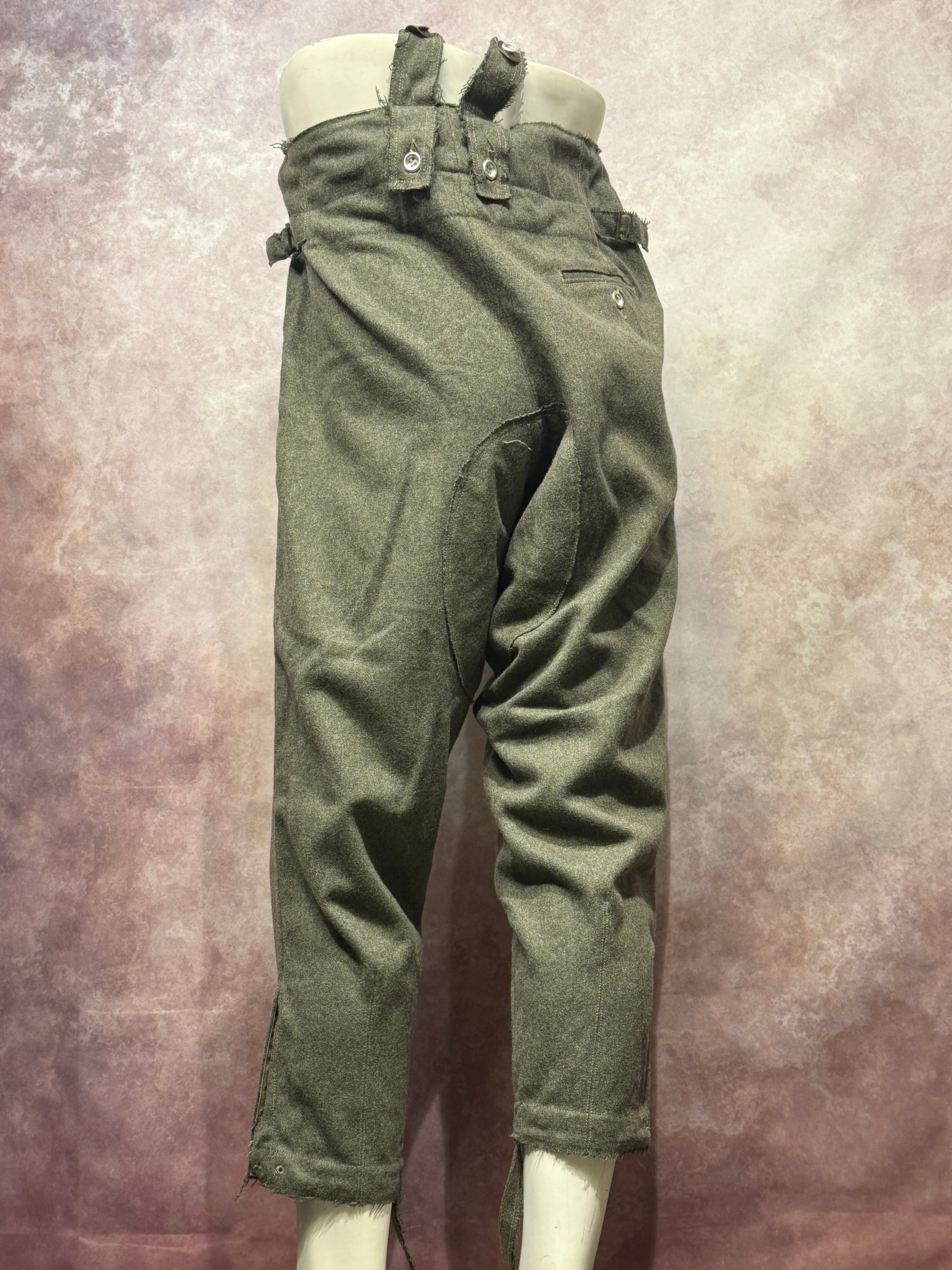 USED】WWII ドイツ軍 M43野戦パンツ「カイルホーゼ」M～Lサイズ相当