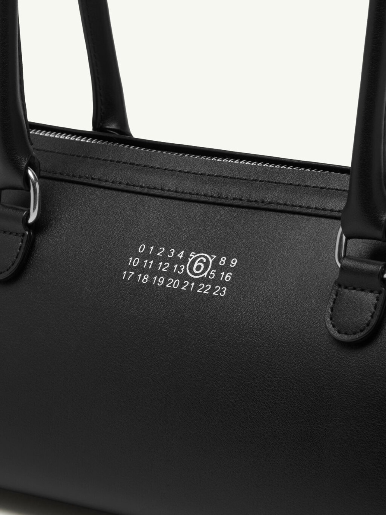 【26AW】MM6 エムエムシックス / バウレット ショルダーバッグ ミニバッグ - 4
