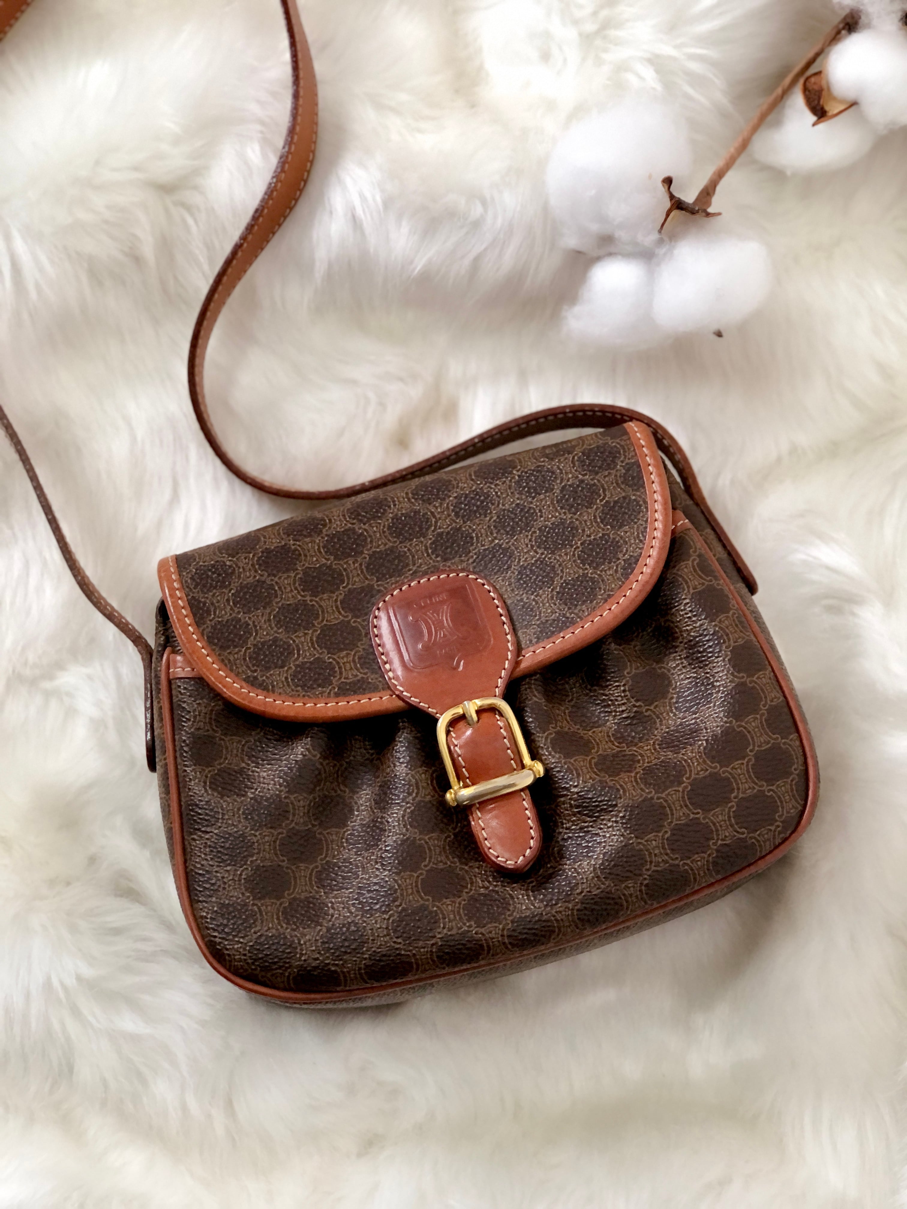 CELINE セリーヌ マカダム ブラゾン型押し バックル ミニバッグ 