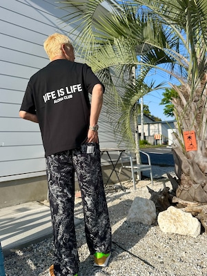 LIFE isオリジナル ラバーロゴTシャツ ¥6,990+tax