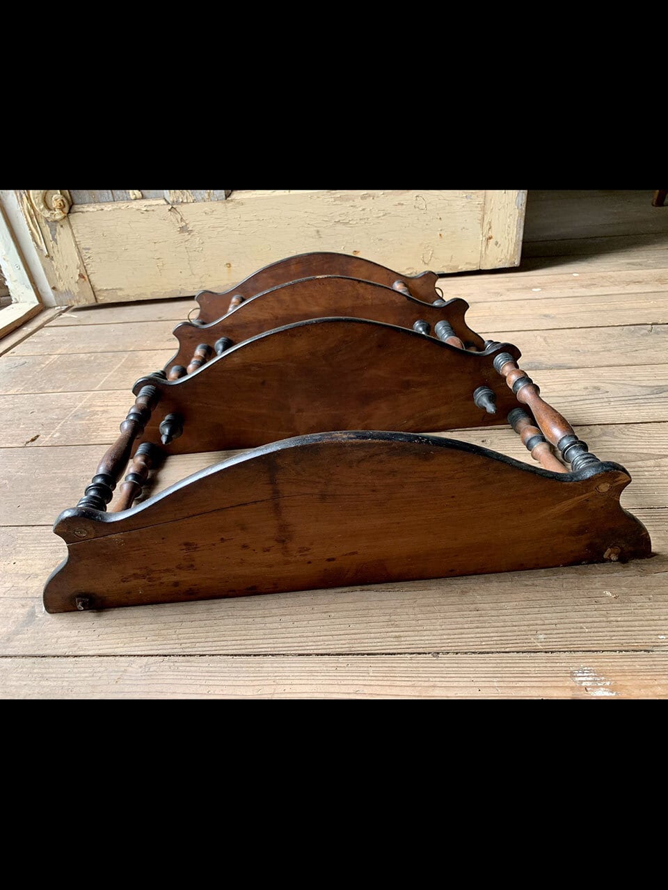 木製 4段シェルフ 壁付棚 焦茶 ダークブラウン | Brocante de La
