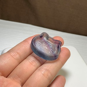 10.可愛い猫顔☆フローライト猫皿