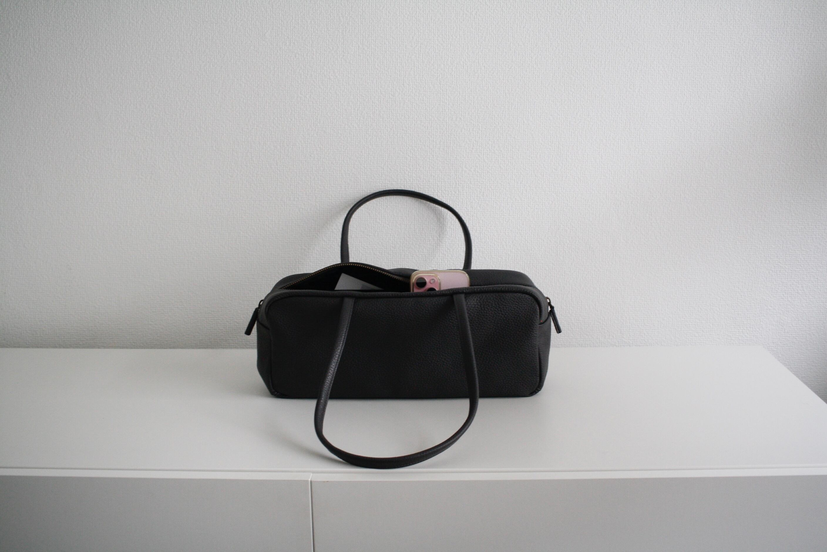 a Flute Bag black / アー フルートバッグ ブラック | LETTERS