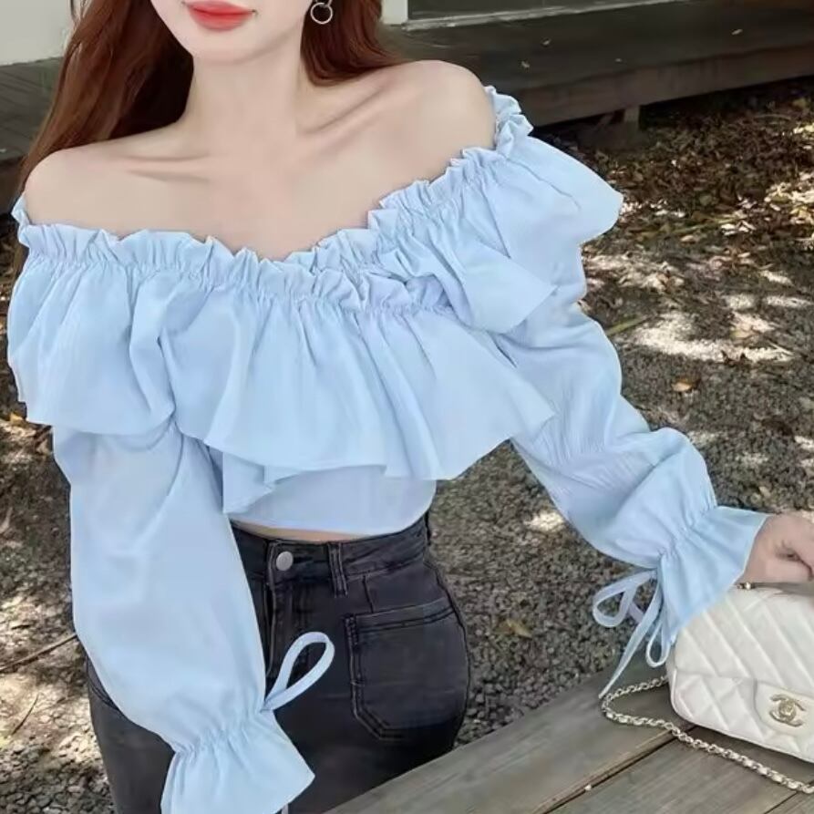 フリルギャザーオフショルクロップドブラウス
