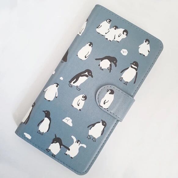 ほぼ全機種対応　手帳型　スマホケース　スマホカバー（対応専用ケース、カメラホール付）ペンギン