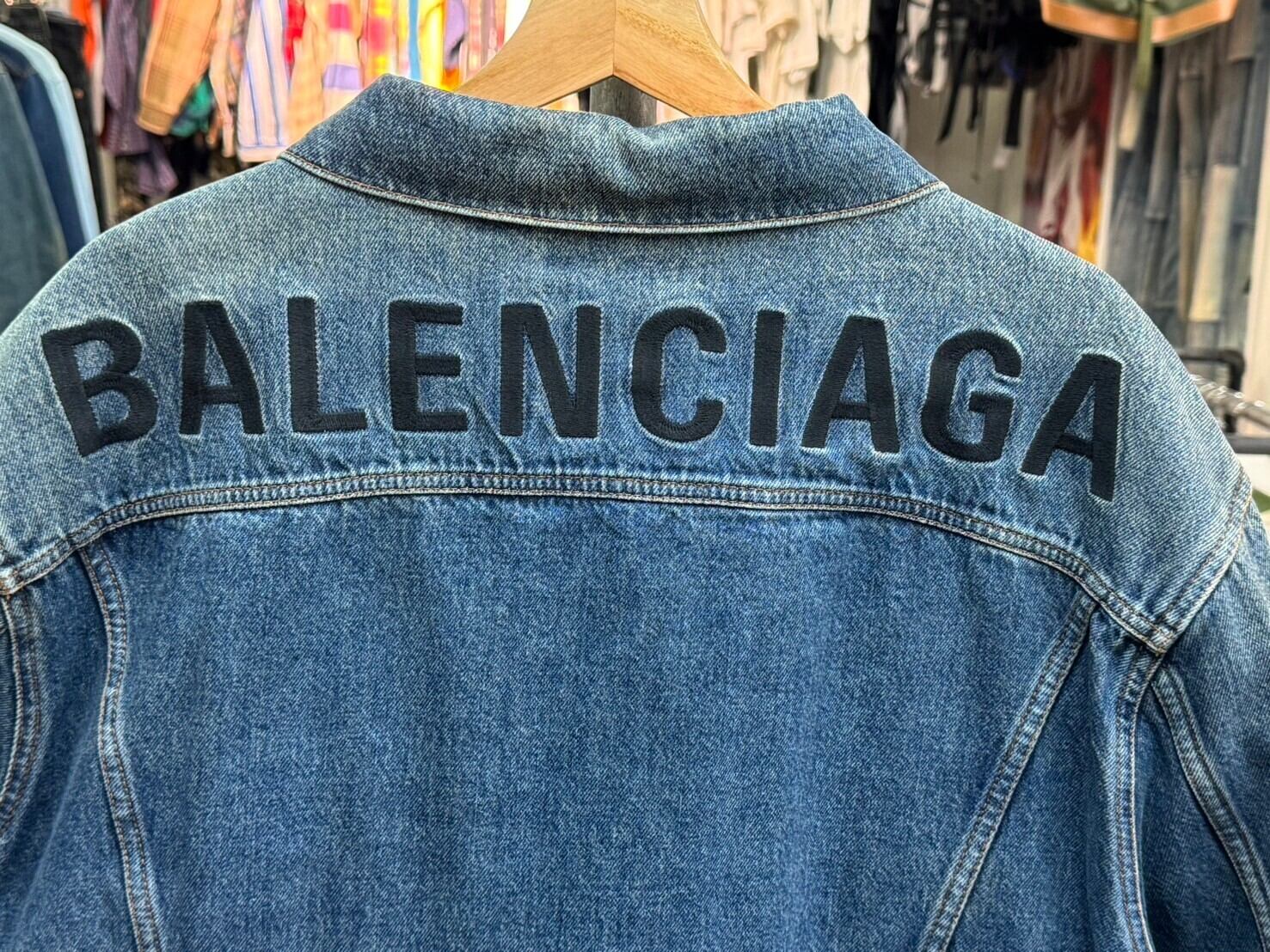 BALENCIAGA BACK LOGO OVER SIZE DENIM JACKET INDIGO 44 557351 TAP04  