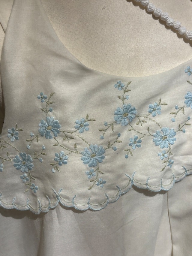 60's blue embroidery flower dress