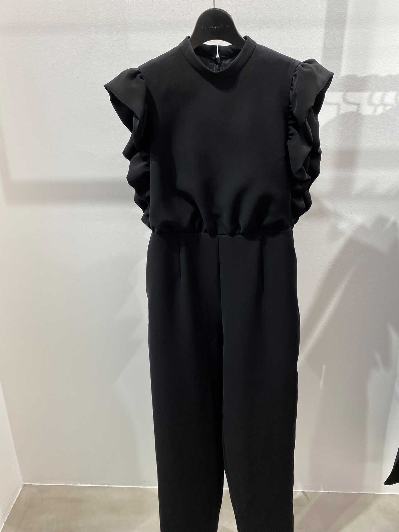 BORDERS at BALCONY BALLOON FRILL SLEEVE JUMPSUIT バルーンフリルスリーブジャンプスーツ