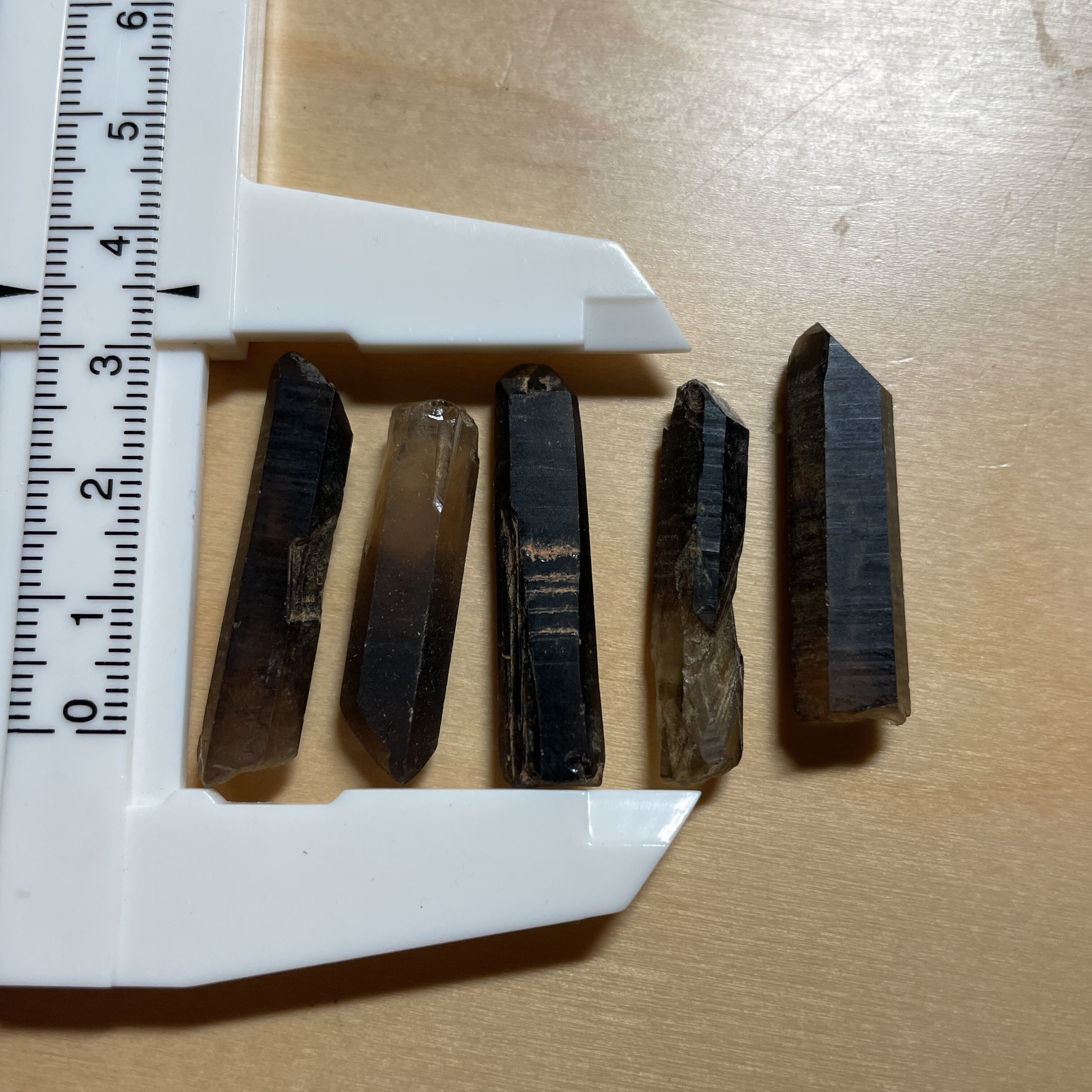 スモーキークォーツ　3.5cm 5本