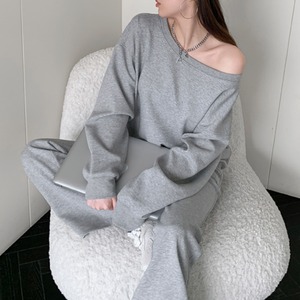 off-shoulder loose sweatshirt & long pants setup la1045