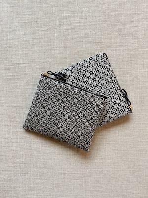 Hand-woven pouch 14cm / Rocca   手織りミニポーチ　六花