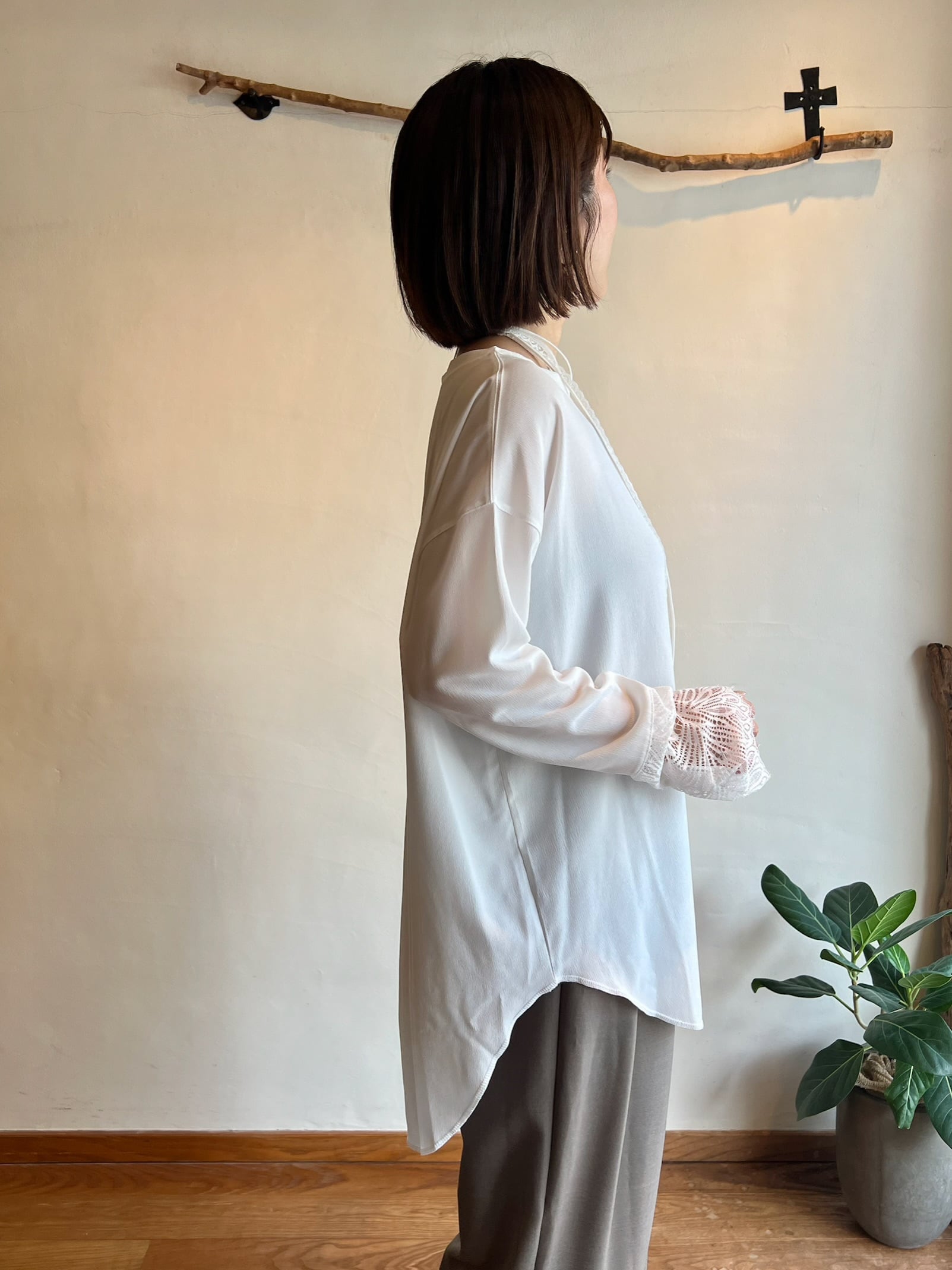 MARGAUX VINTAGE / シアーロンTカフスレース | anouk
