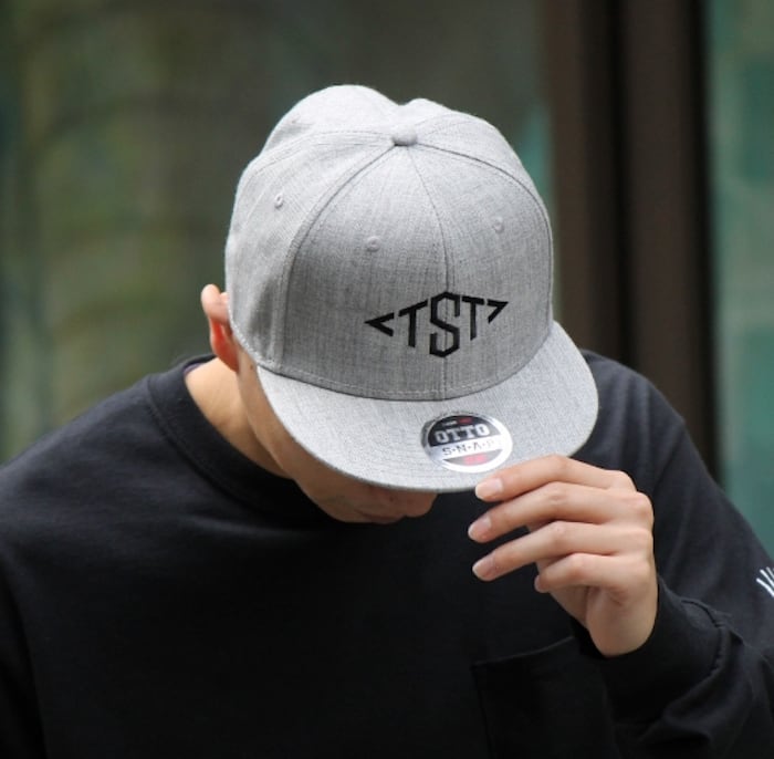 TST SNAPBACK CAP #BLACK