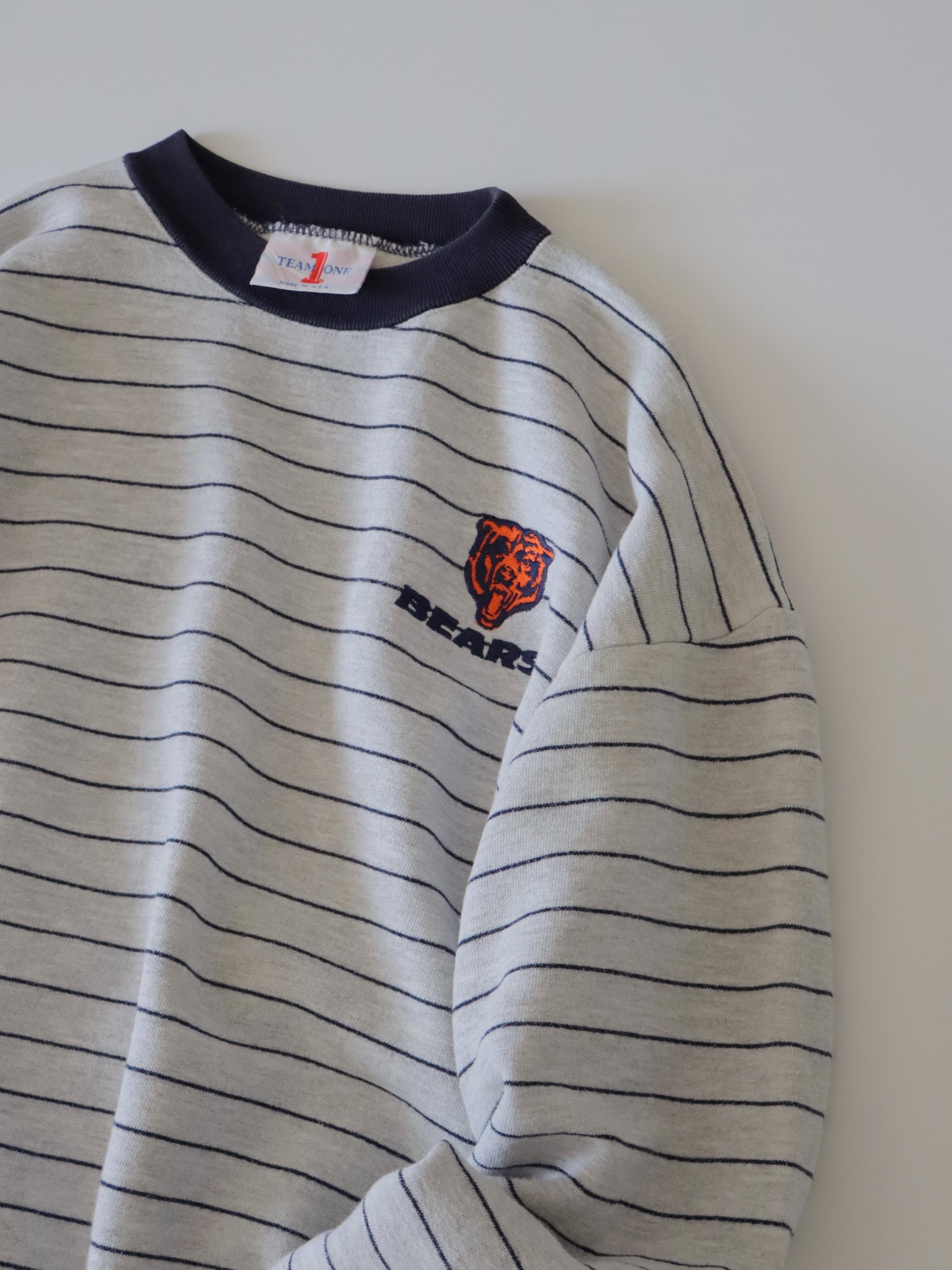 ●made in USA NFL BEARS embroidery design striped sweatshirt