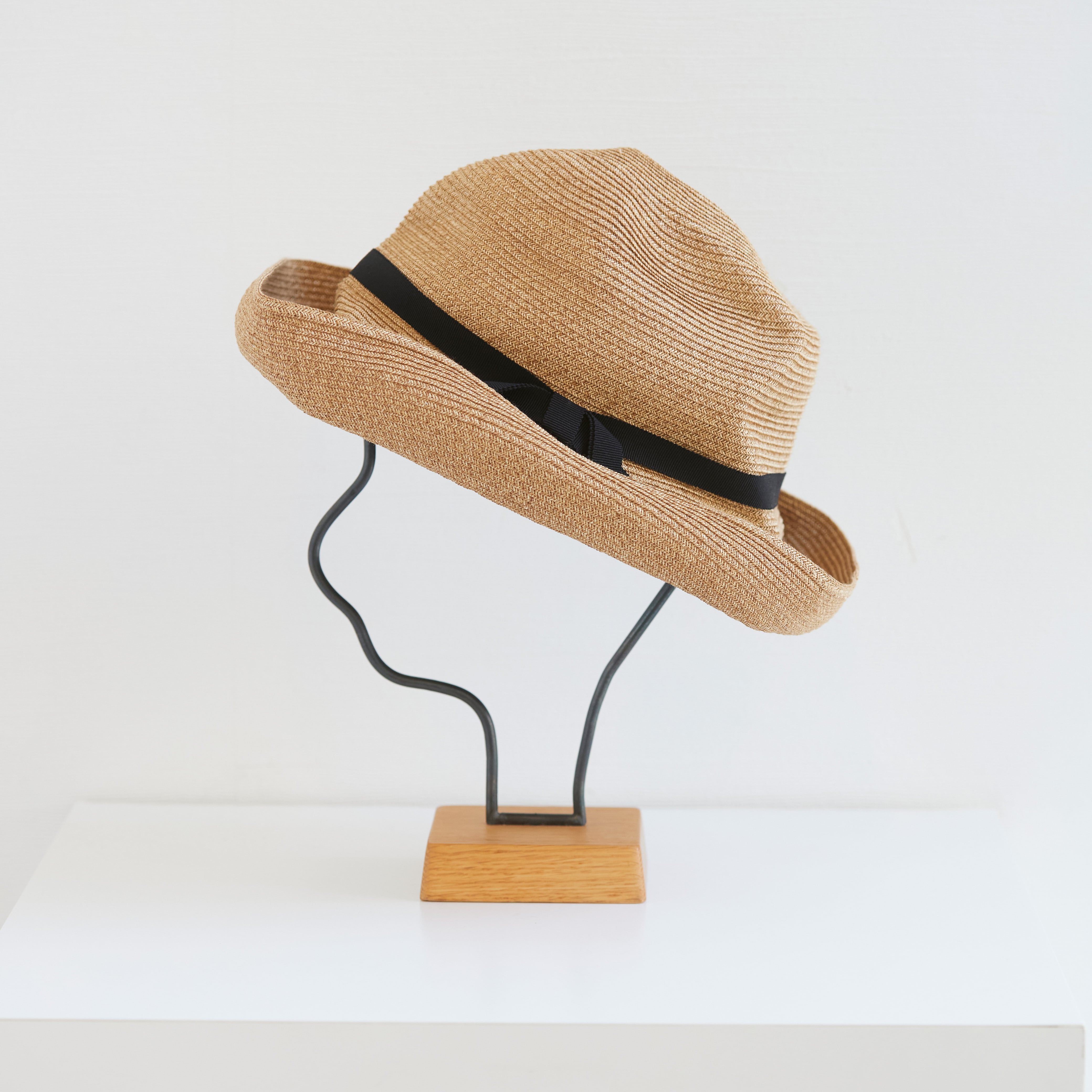 マチュアーハ mature ha.*BOXED HAT 11cm brim switch color line