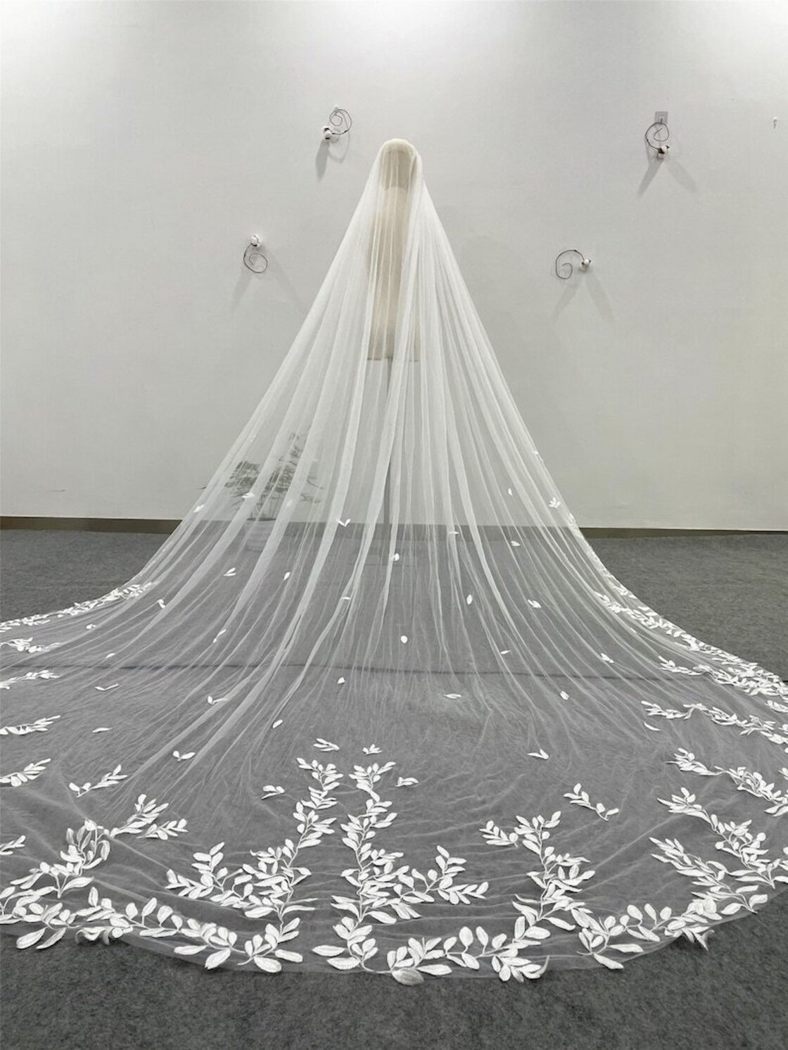 マリアベール グローブ ロングベール リーフ刺繍 色直し トレーン 花嫁  